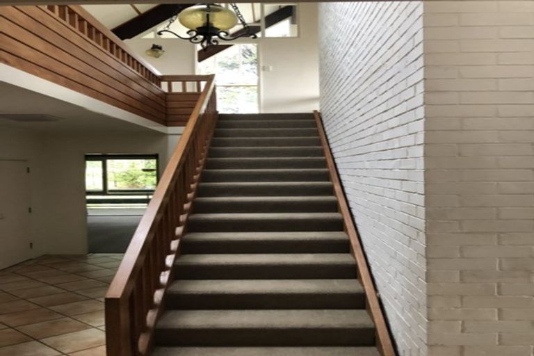 Photo of property in 34 Tawini Road, Titirangi, Auckland, 0604