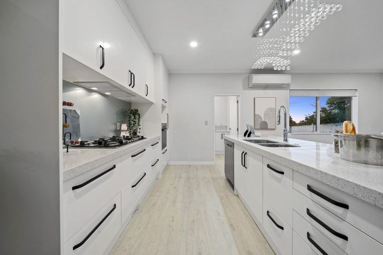 Photo of property in 50 Cirrus Way, Ranui, Auckland, 0612