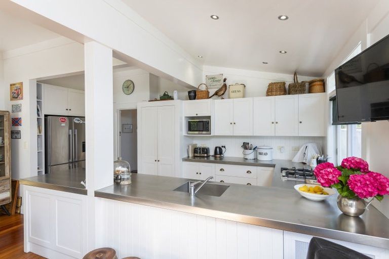 Photo of property in 1 Clifford Street, Whataupoko, Gisborne, 4010