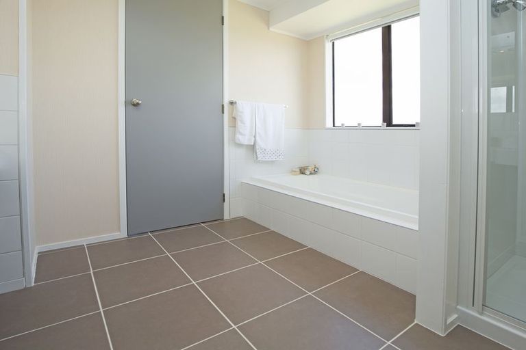 Photo of property in 1400 Kaipara Coast Highway, Kaukapakapa, 0984