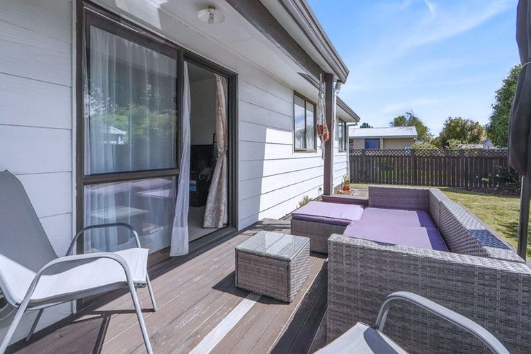 Photo of property in 35 Crawshaw Drive, Nawton, Hamilton, 3200