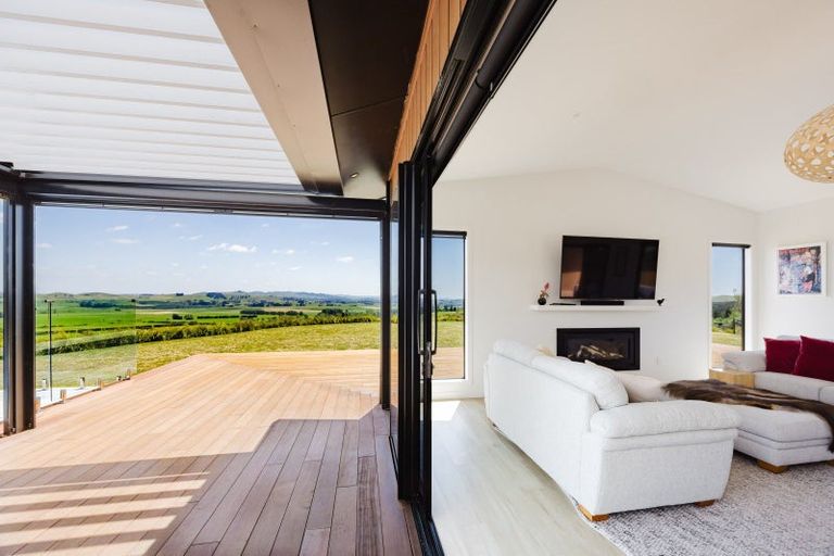 Photo of property in 22d Mangatarata Road, Waipukurau, 4285