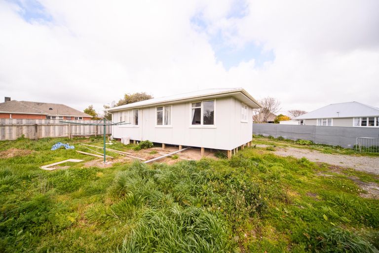 Photo of property in 34 Crewe Crescent, Hokowhitu, Palmerston North, 4410