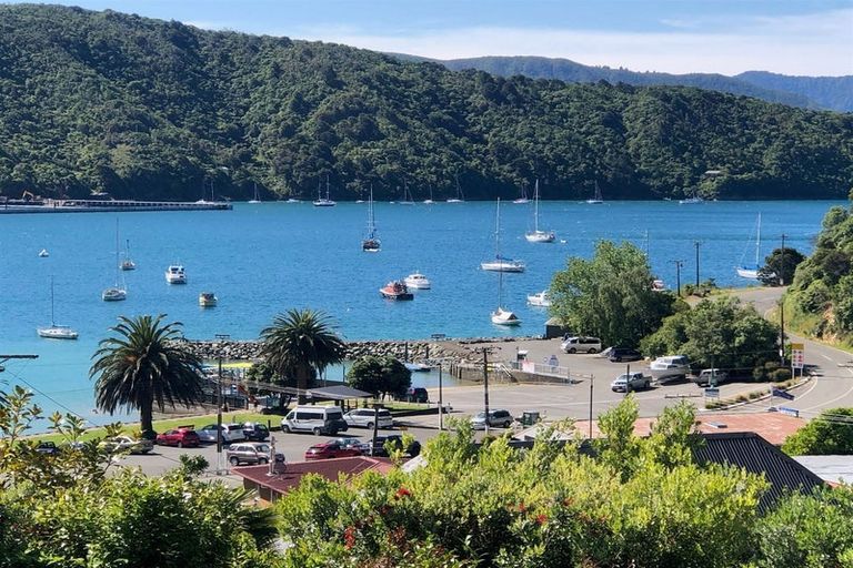 Photo of property in 4 Finlay Grove, Waikawa, Picton, 7220