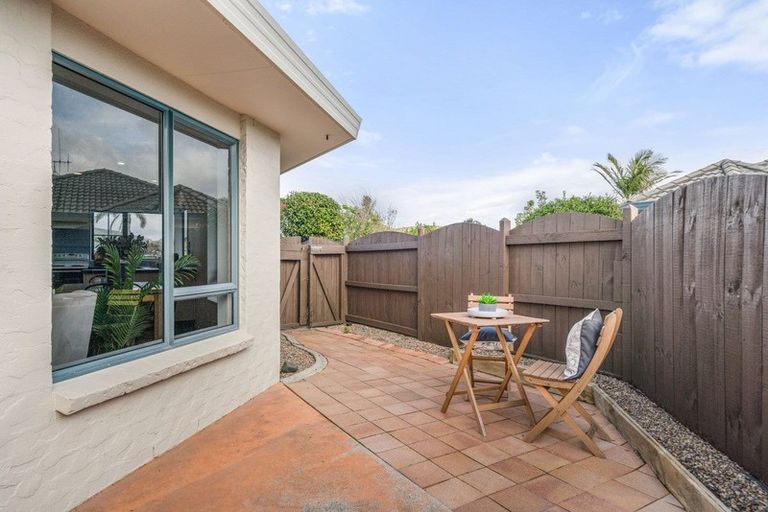 Photo of property in 701 Gloucester Road, Papamoa Beach, Papamoa, 3118