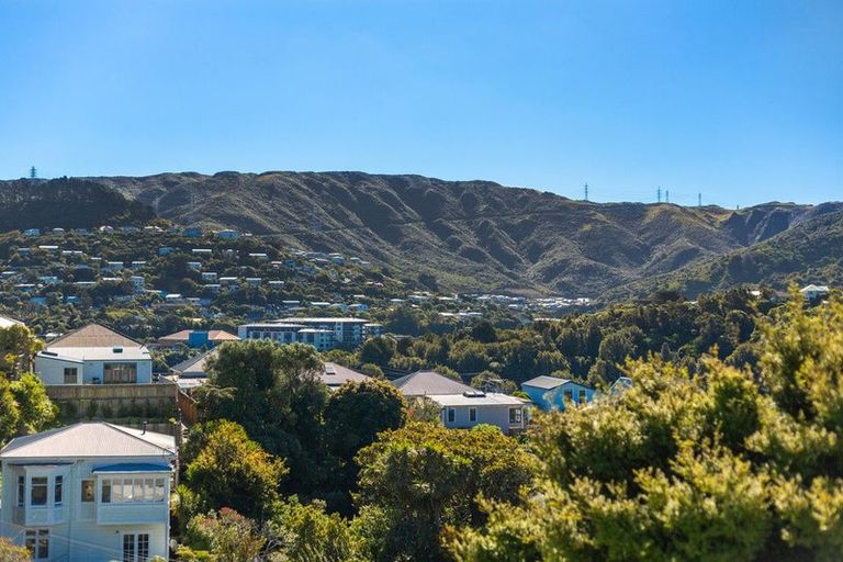 Photo of property in 26 Fernhill Terrace, Wadestown, Wellington, 6012