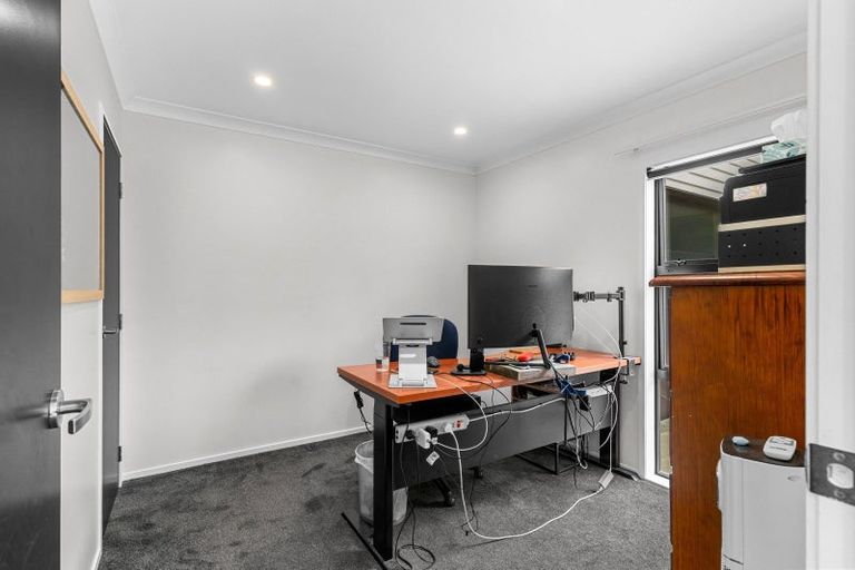 Photo of property in 22 Harbour View Road, Onerahi, Whangarei, 0110