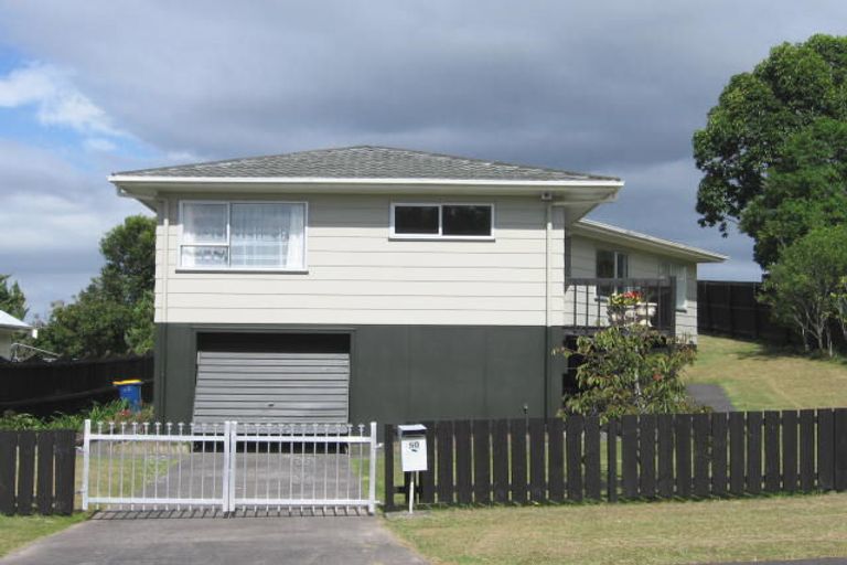Photo of property in 50 Rosewarne Crescent, Glendene, Auckland, 0602