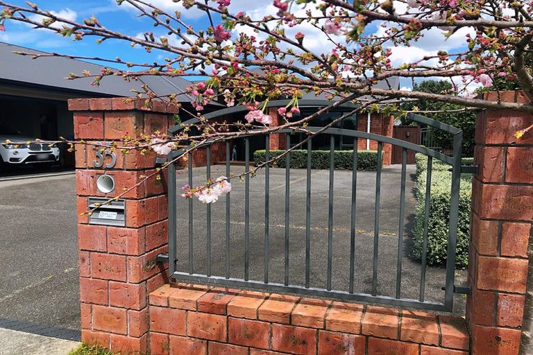 Photo of property in 35 Aquila Crescent, Rototuna North, Hamilton, 3210