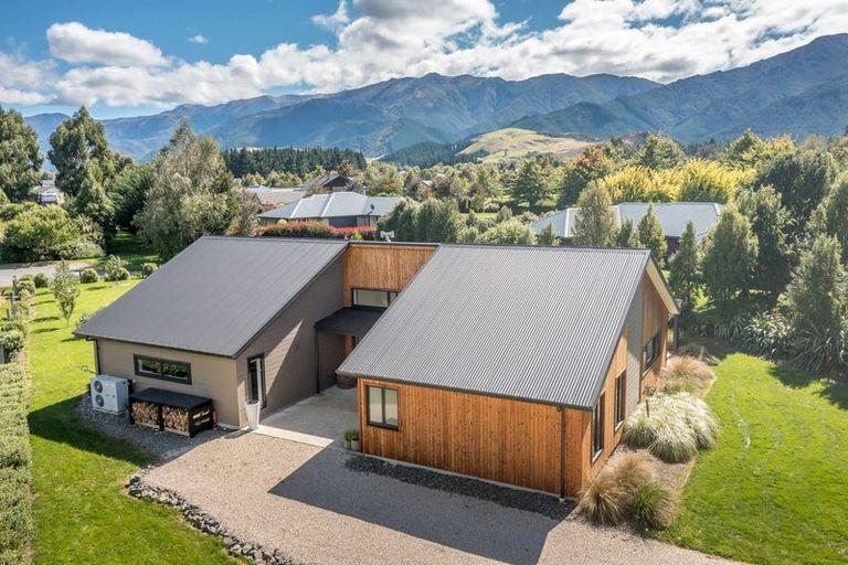 Photo of property in 21 Argelins Road, Hanmer Springs, 7334