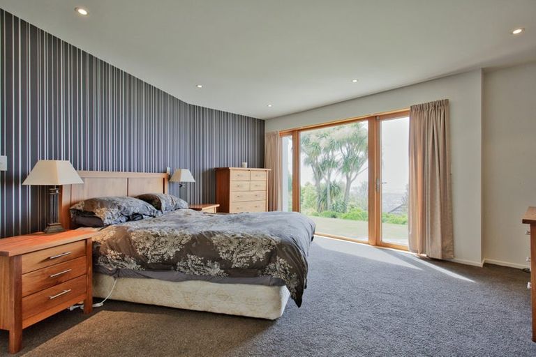 Photo of property in 7 Harry Ell Drive, Cashmere, Christchurch, 8022