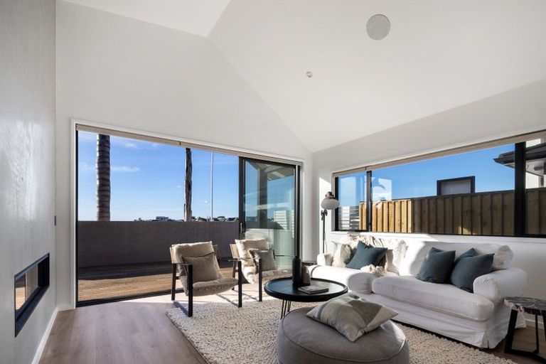 Photo of property in 18 Montiicola Drive, Papamoa Beach, Papamoa, 3118