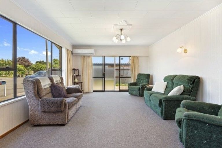 Photo of property in 60a Blackett Street, Rangiora, 7400