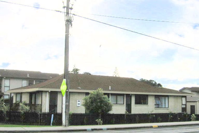 Photo of property in 75 Bay Street, Red Beach, 0932