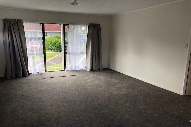 Photo of property in 1/18 Waiari Road, Conifer Grove, Takanini, 2112