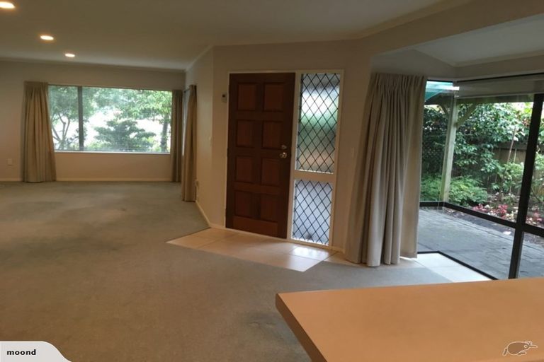 Photo of property in 18 Hyatt Grove, Greenmeadows, Napier, 4112