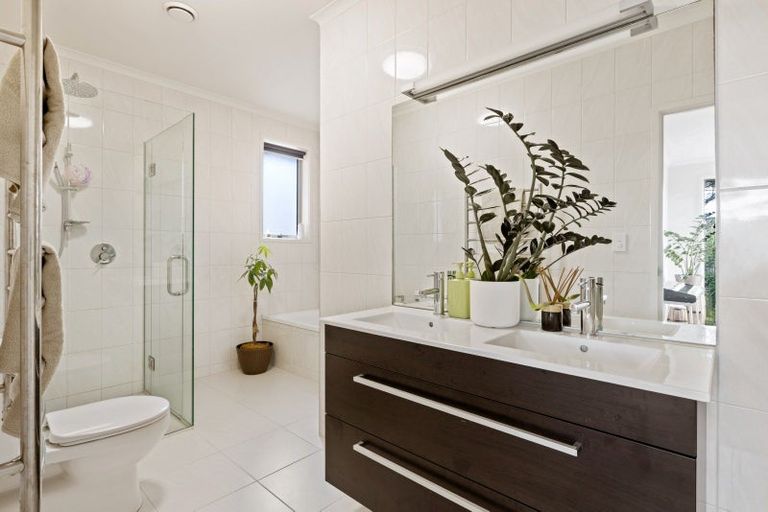 Photo of property in 19b Kowhai Road, Wainui, Silverdale, 0992