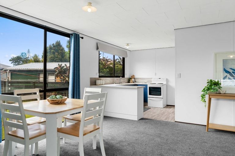 Photo of property in 11b Doncaster Drive, Papamoa Beach, Papamoa, 3118