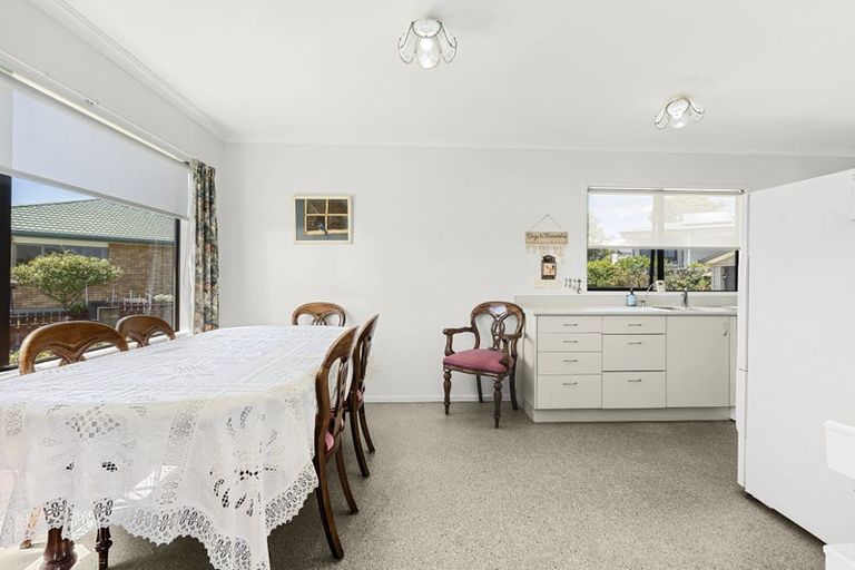 Photo of property in 11 Leon Place, Waitara, 4320
