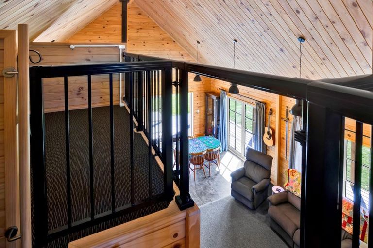 Photo of property in 28 Bridger Place, Eltham, 4322