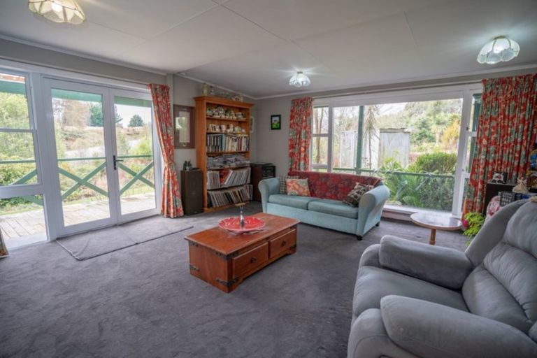 Photo of property in 18 Kakapo Road, Te Anau, 9672