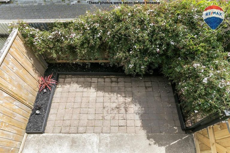 Photo of property in 2/100 Martin Street, Wallaceville, Upper Hutt, 5018