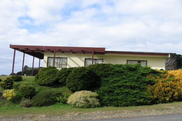 Photo of property in 1 Christine Terrace, Hahei, Whitianga, 3591
