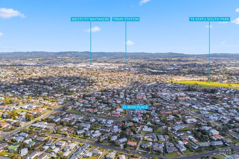 Photo of property in 31 Bodi Place, Te Atatu South, Auckland, 0610