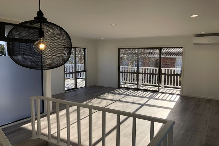 Photo of property in 2/12 Stanley Avenue, Milford, Auckland, 0620