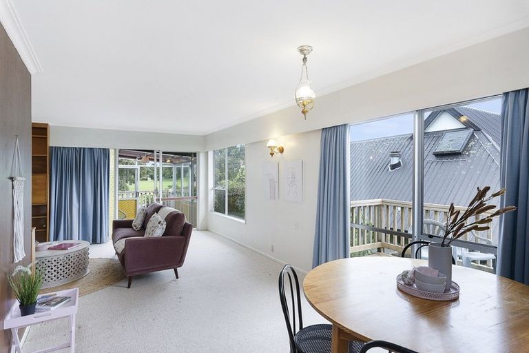 Photo of property in 28 Weka Road, Raumati Beach, Paraparaumu, 5032