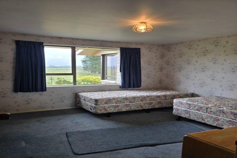 Photo of property in 240 Waikuku Beach Road, Waikuku, Rangiora, 7473