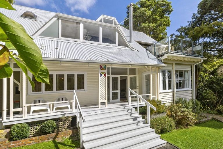 Photo of property in 12 Korimako Road, Days Bay, Lower Hutt, 5013