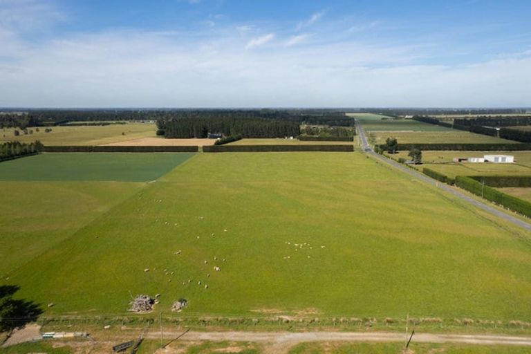 Photo of property in 42 West Melton Road, Rolleston, 7675