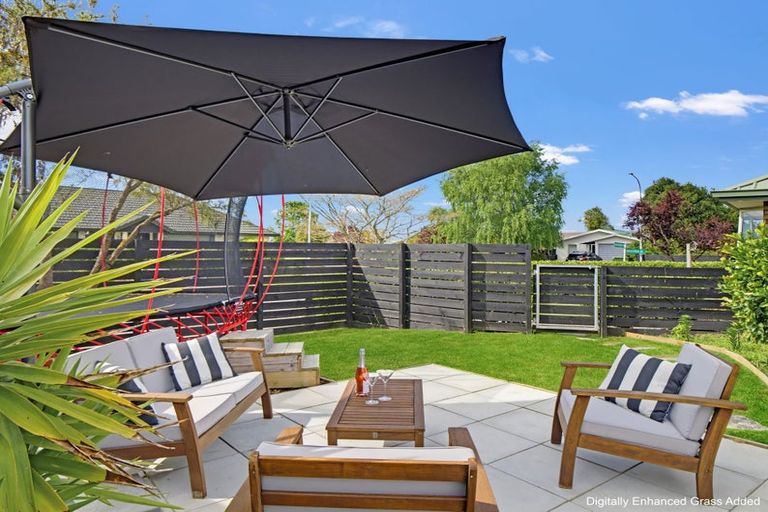 Photo of property in 1 Matthews Street, Kaiapoi, 7630