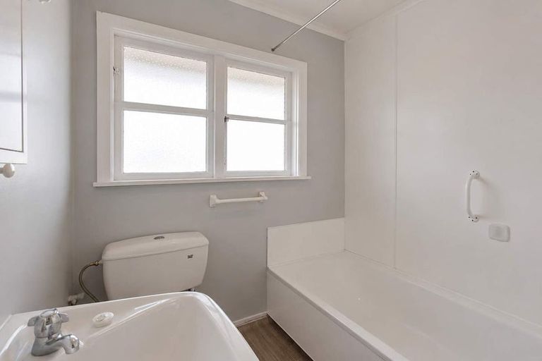 Photo of property in 6/64 Gibbons Street, Ebdentown, Upper Hutt, 5018