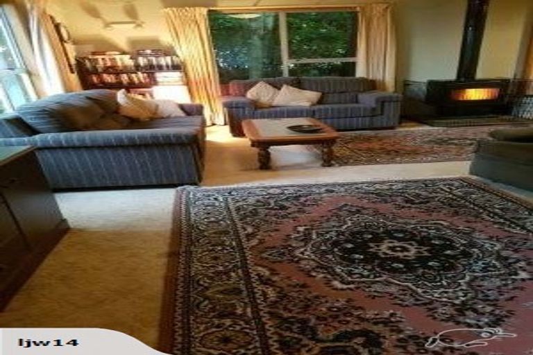 Photo of property in 2 Hewlett Road, Karoro, Greymouth, 7805