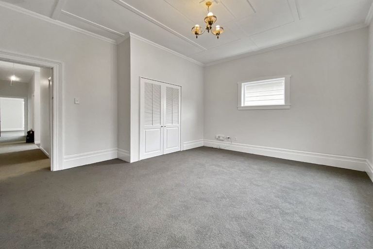 Photo of property in 42 Rolleston Street, Mount Cook, Wellington, 6021