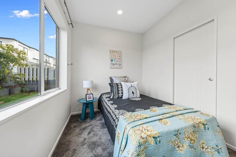 Photo of property in 241c Pakuranga Road, Pakuranga, Auckland, 2010