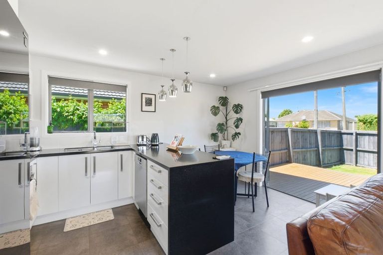 Photo of property in 28 Greenhaven Drive, Burwood, Christchurch, 8083