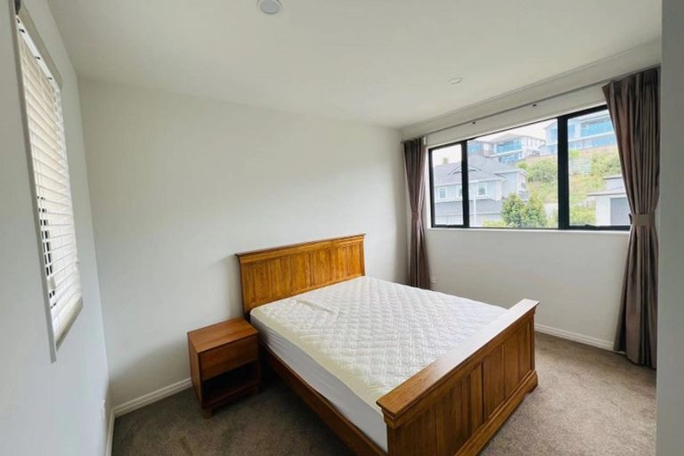 Photo of property in 12 Shelby Place, Long Bay, Auckland, 0630