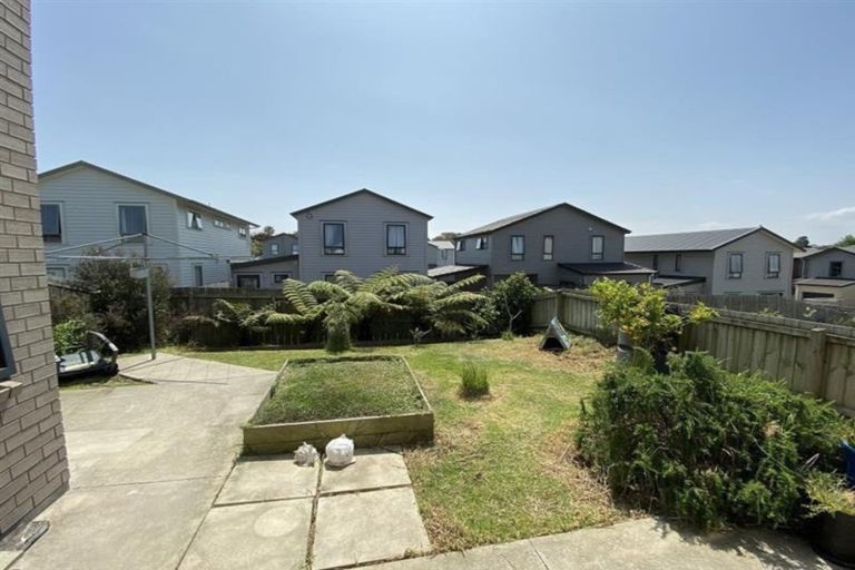 Photo of property in 22 Kaimoana Street, Weymouth, Auckland, 2103