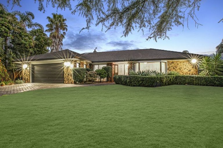 Photo of property in 3 Carlinka Place, Conifer Grove, Takanini, 2112