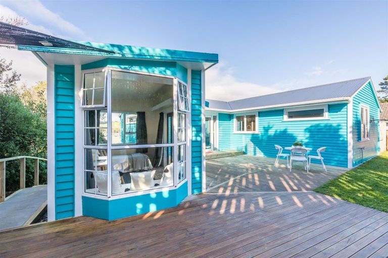 Photo of property in 25 Excellency Terrace, Ascot Park, Porirua, 5024