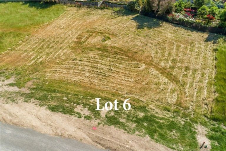 Photo of property in 24 Rochfort Road, Havelock North, 4130