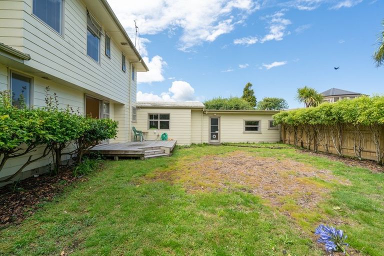 Photo of property in 22 Pokaka Crescent, Wharewaka, Taupo, 3330