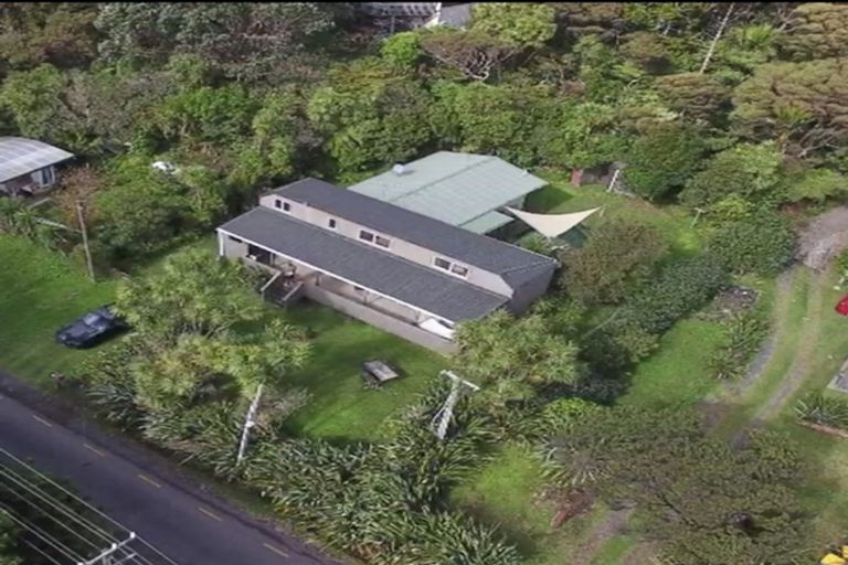 Photo of property in 91 Glenesk Road, Piha, New Lynn, 0772