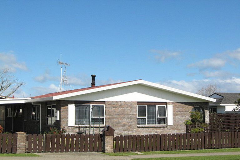 Photo of property in 5 Awatapu Drive, Whakatane, 3120