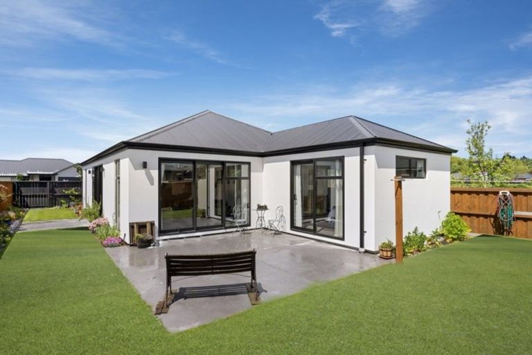 Photo of property in 7 Prospect Place, Halswell, Christchurch, 8025