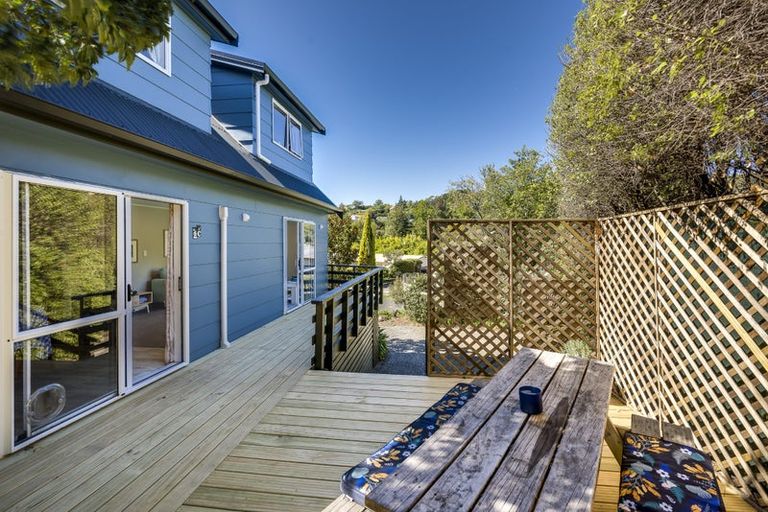 Photo of property in 2 Toop Street, Havelock North, 4130