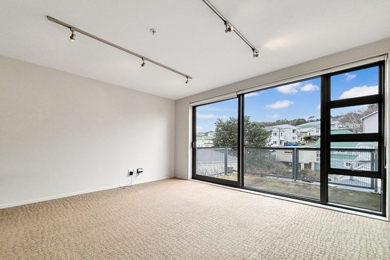 Photo of property in Masina Apartments, 304/80 Riddiford Street, Newtown, Wellington, 6021